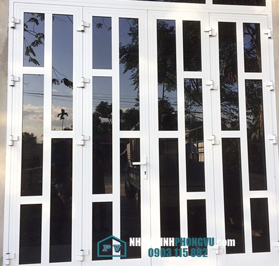 Mẫu cửa nhôm xingfa màu trắng sứ 4 cánh chia ô Pano 04